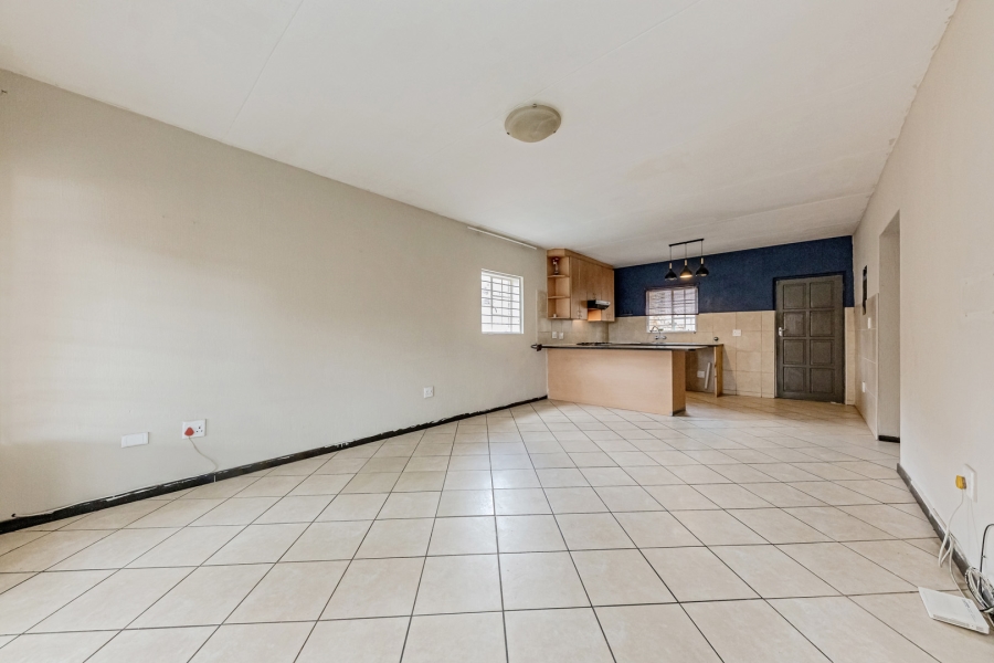 3 Bedroom Property for Sale in Willowbrook Gauteng