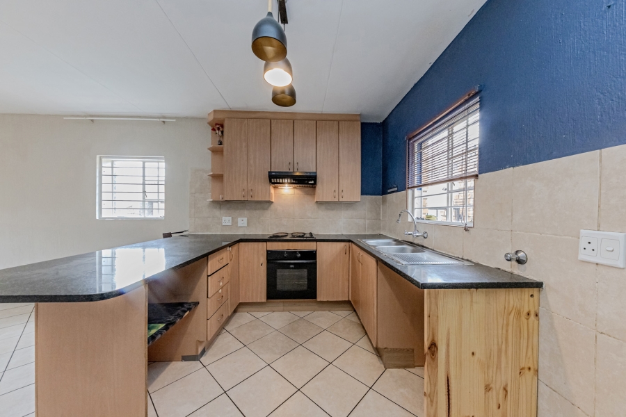 3 Bedroom Property for Sale in Willowbrook Gauteng
