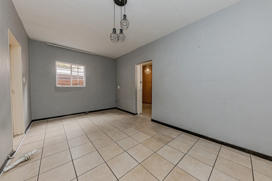 3 Bedroom Property for Sale in Willowbrook Gauteng