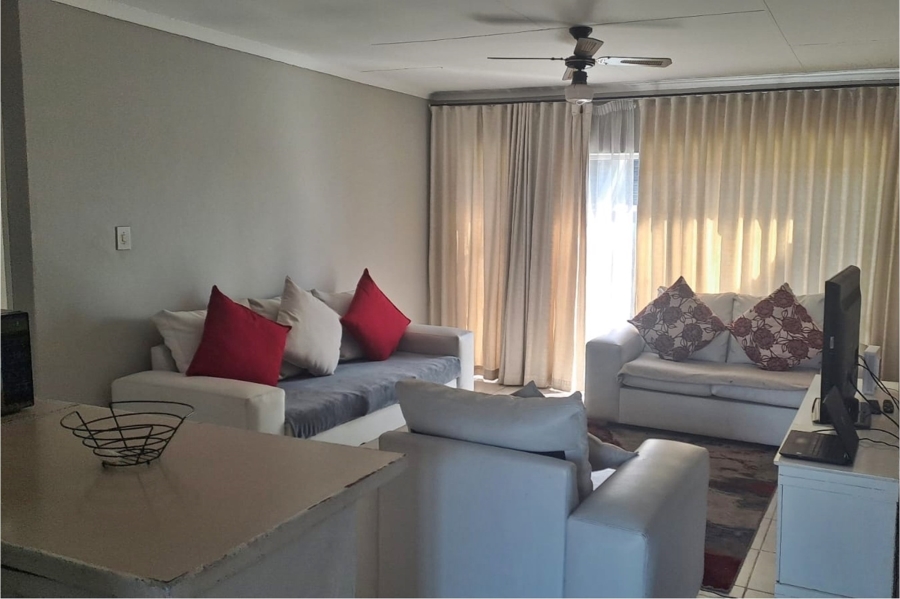 2 Bedroom Property for Sale in The Reeds Gauteng