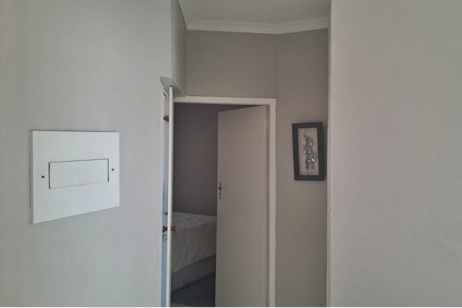 2 Bedroom Property for Sale in The Reeds Gauteng