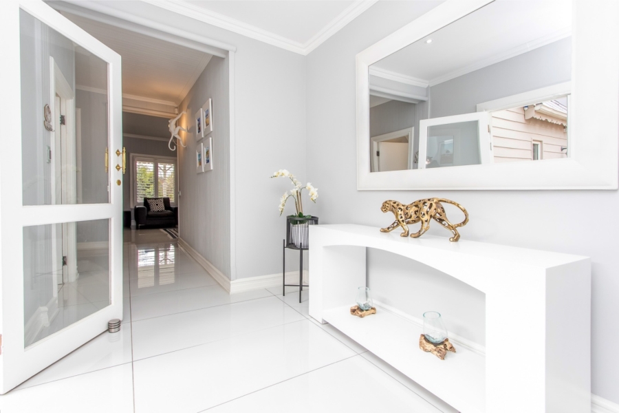 5 Bedroom Property for Sale in Dainfern Golf Estate Gauteng