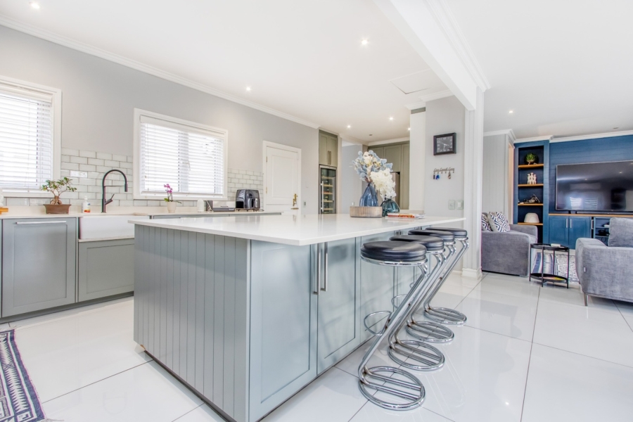 5 Bedroom Property for Sale in Dainfern Golf Estate Gauteng