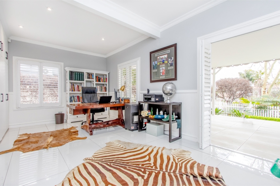 5 Bedroom Property for Sale in Dainfern Golf Estate Gauteng