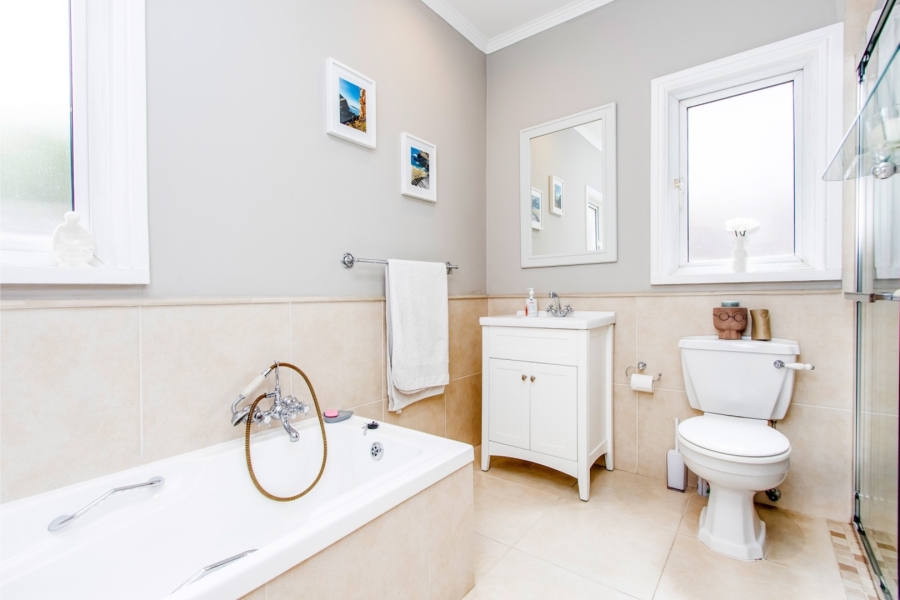 5 Bedroom Property for Sale in Dainfern Golf Estate Gauteng