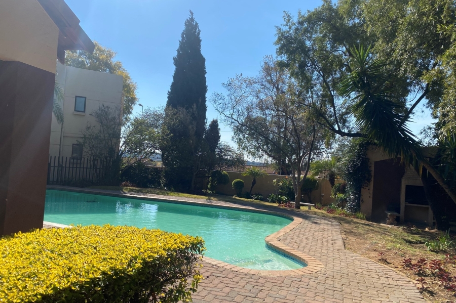 3 Bedroom Property for Sale in Bromhof Gauteng