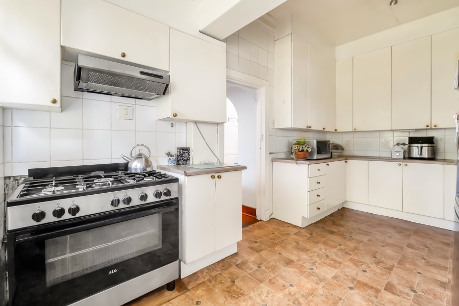 4 Bedroom Property for Sale in Saxonwold Gauteng
