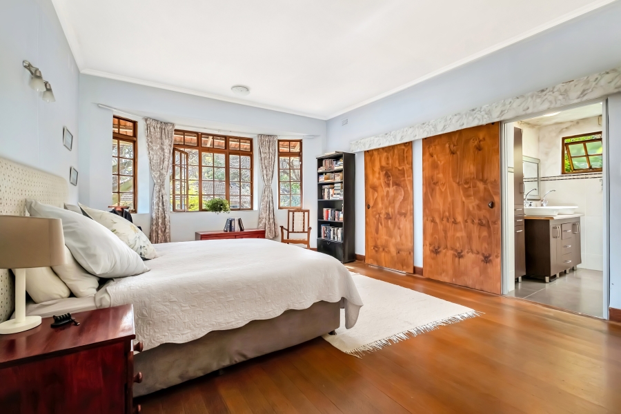 4 Bedroom Property for Sale in Saxonwold Gauteng