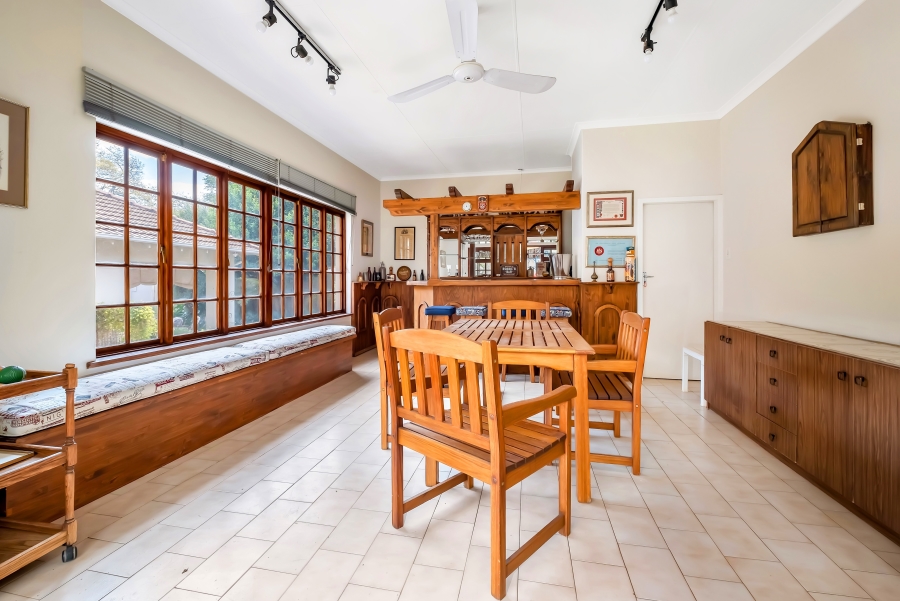 4 Bedroom Property for Sale in Saxonwold Gauteng