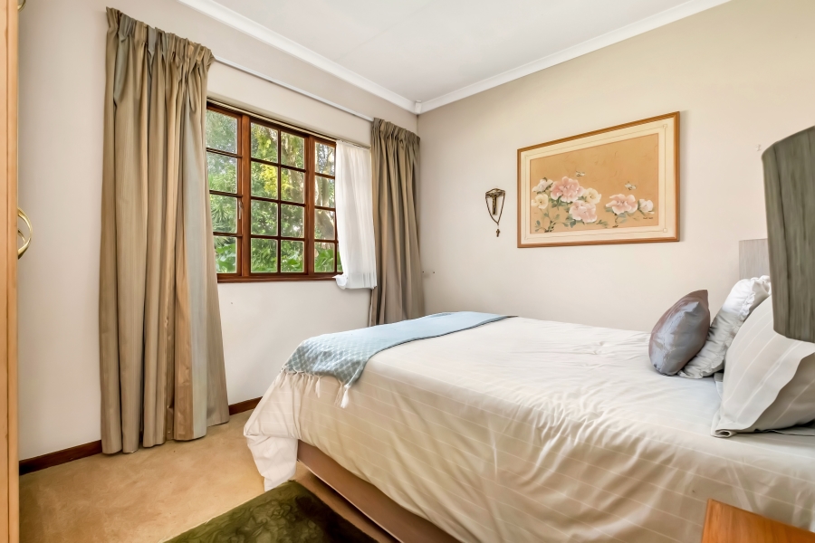 4 Bedroom Property for Sale in Saxonwold Gauteng