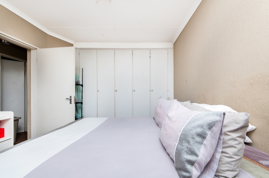 1 Bedroom Property for Sale in Paulshof Gauteng