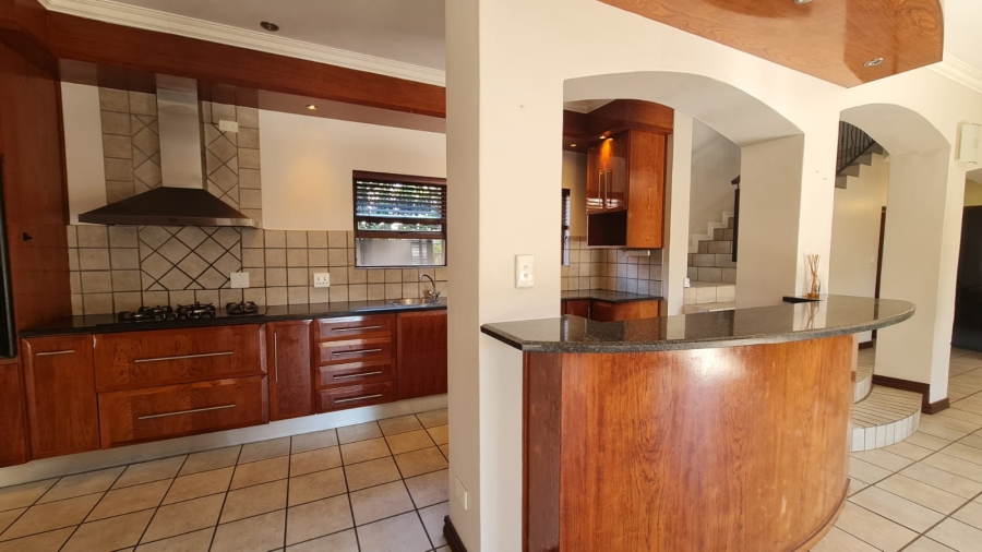 5 Bedroom Property for Sale in Willow Acres Gauteng