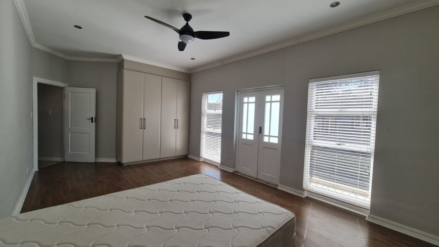5 Bedroom Property for Sale in Willow Acres Gauteng