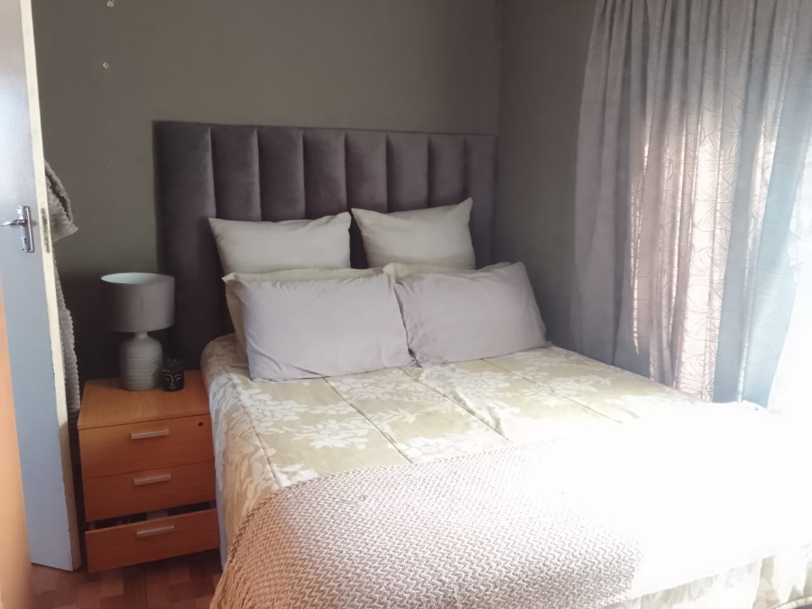 3 Bedroom Property for Sale in Lotus Gardens Gauteng
