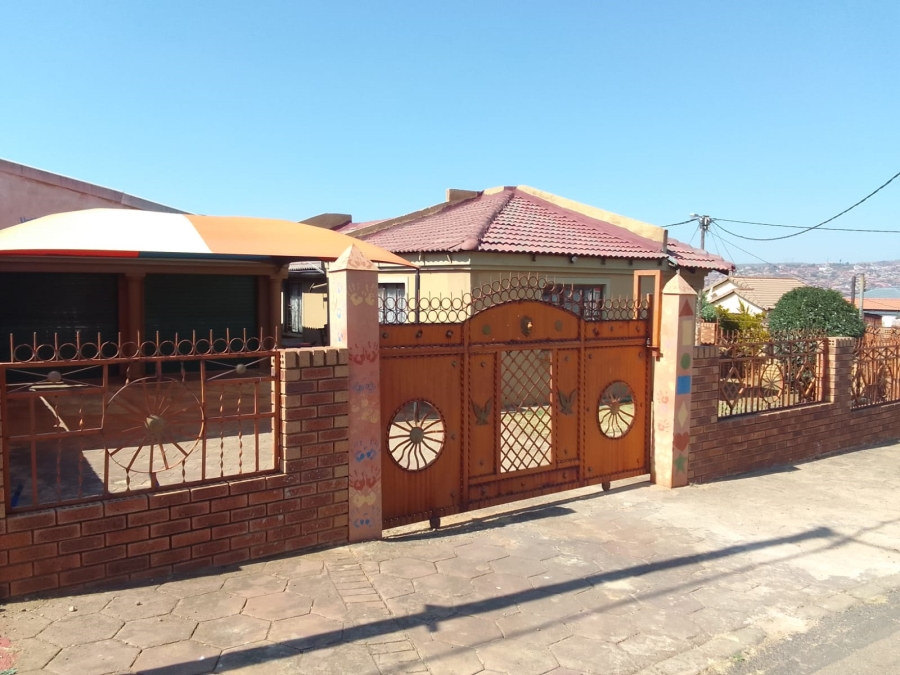 3 Bedroom Property for Sale in Lotus Gardens Gauteng