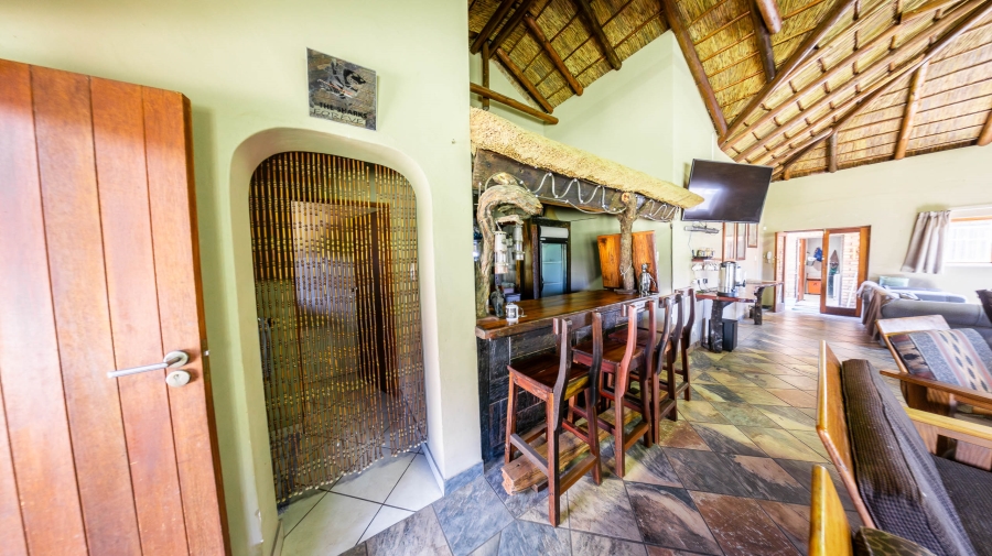 7 Bedroom Property for Sale in Eldoraigne Gauteng