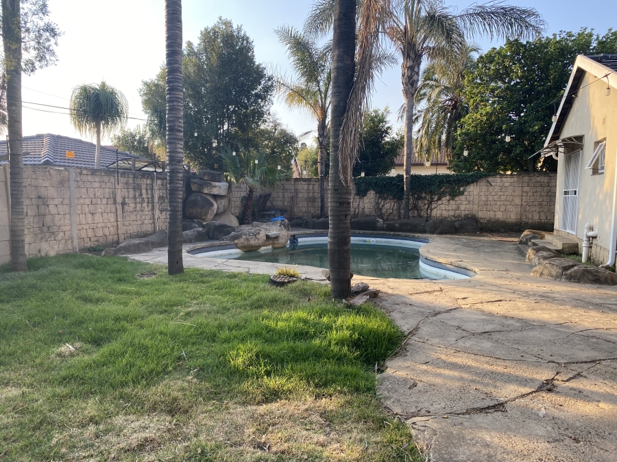 4 Bedroom Property for Sale in Farrarmere Gauteng