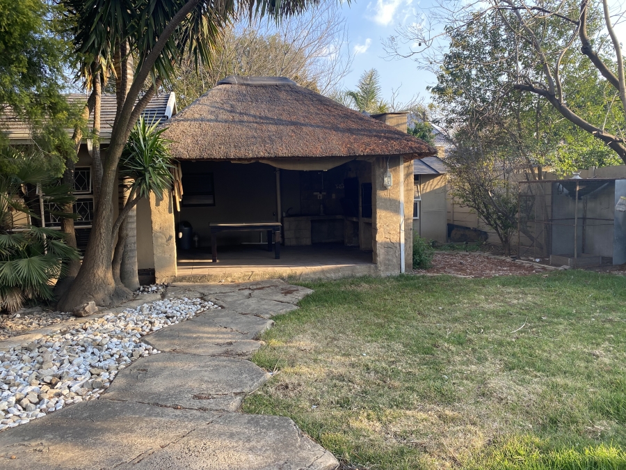 4 Bedroom Property for Sale in Farrarmere Gauteng