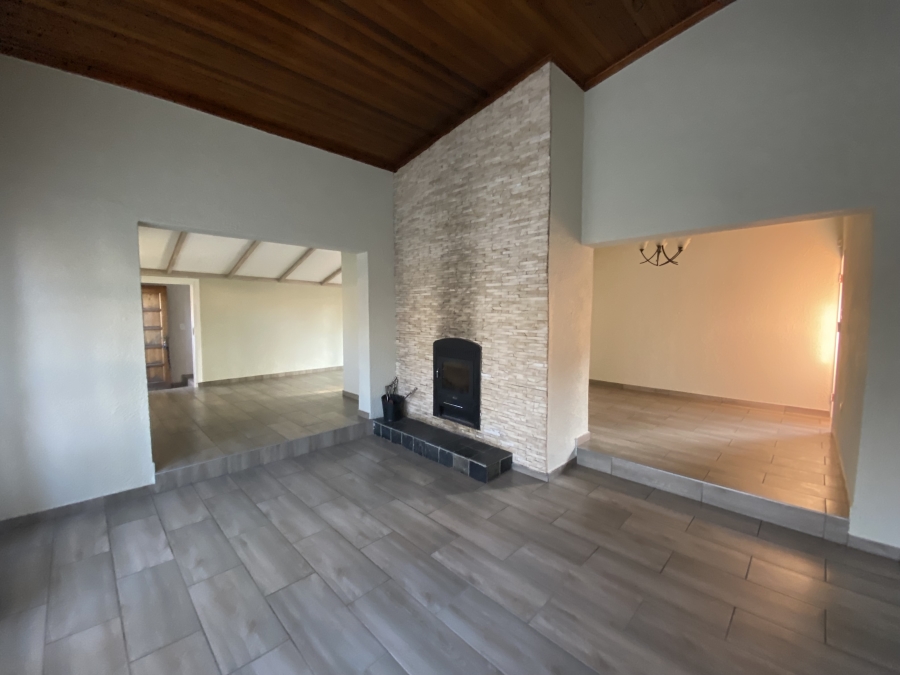 4 Bedroom Property for Sale in Farrarmere Gauteng