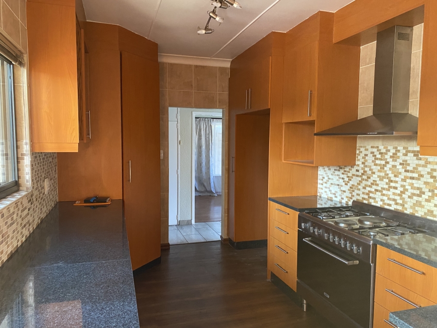 4 Bedroom Property for Sale in Farrarmere Gauteng