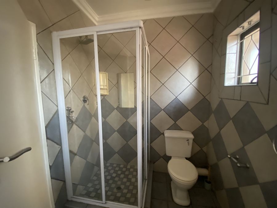 4 Bedroom Property for Sale in Farrarmere Gauteng