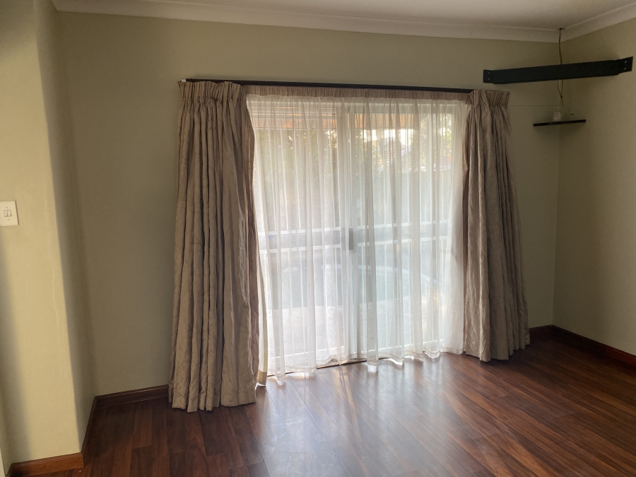 4 Bedroom Property for Sale in Farrarmere Gauteng