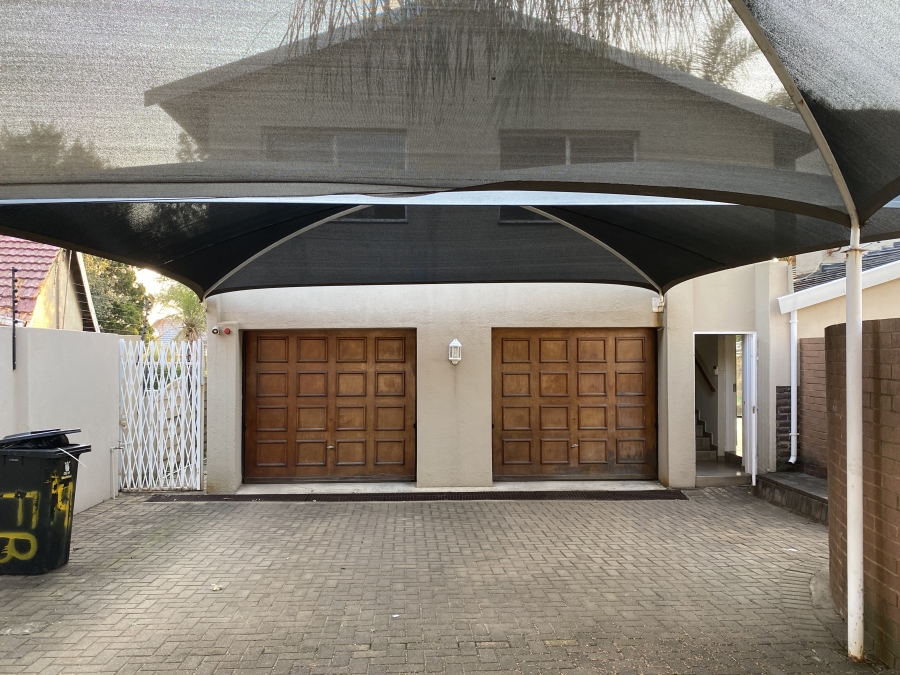 4 Bedroom Property for Sale in Farrarmere Gauteng