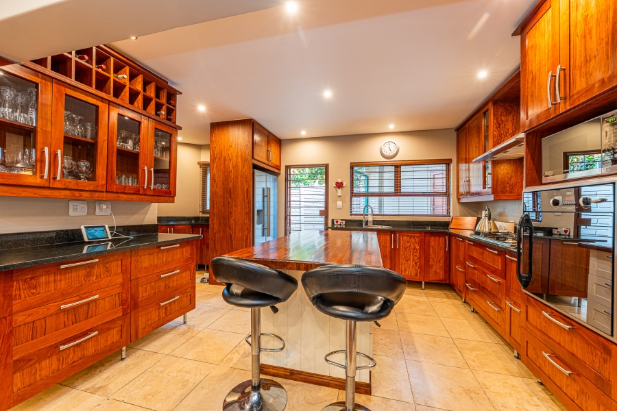 4 Bedroom Property for Sale in Little Falls Gauteng