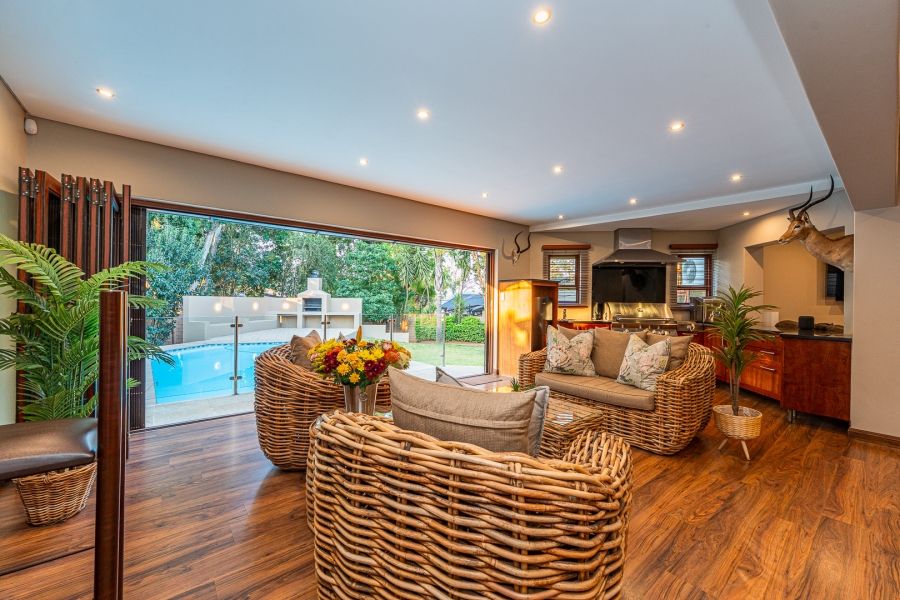 4 Bedroom Property for Sale in Little Falls Gauteng