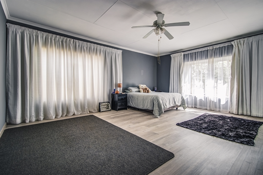 4 Bedroom Property for Sale in Isandovale Gauteng
