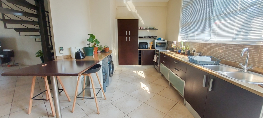 2 Bedroom Property for Sale in Melville Gauteng