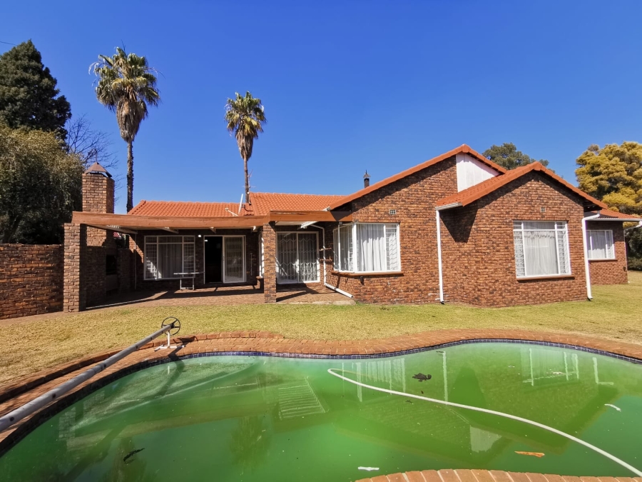 3 Bedroom Property for Sale in Brackenhurst Gauteng