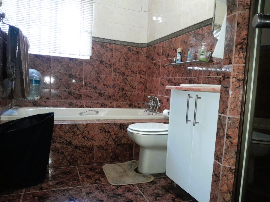 2 Bedroom Property for Sale in President Park Gauteng
