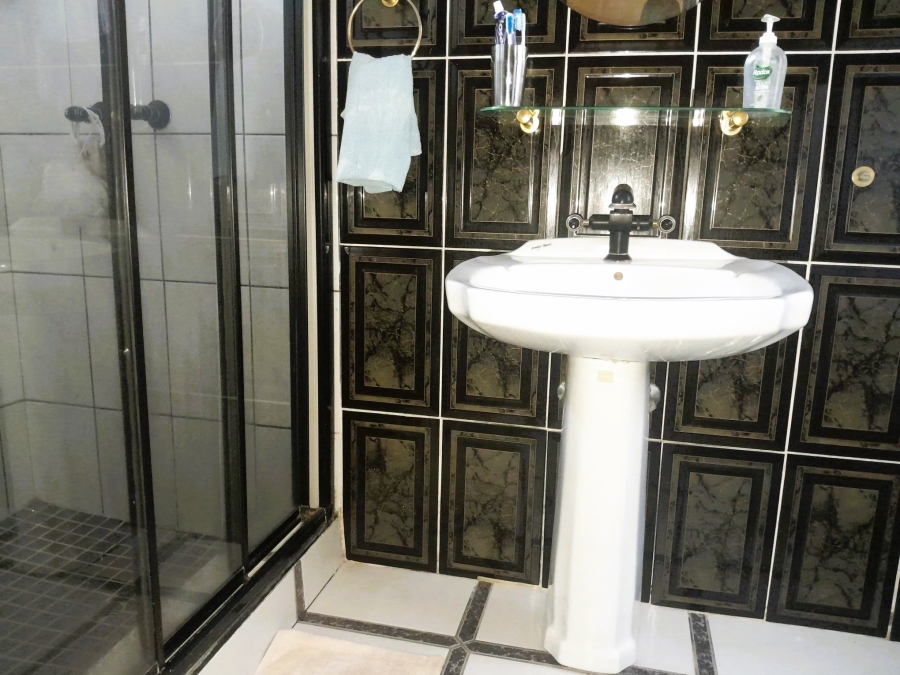 2 Bedroom Property for Sale in President Park Gauteng