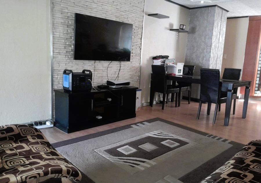 2 Bedroom Property for Sale in President Park Gauteng