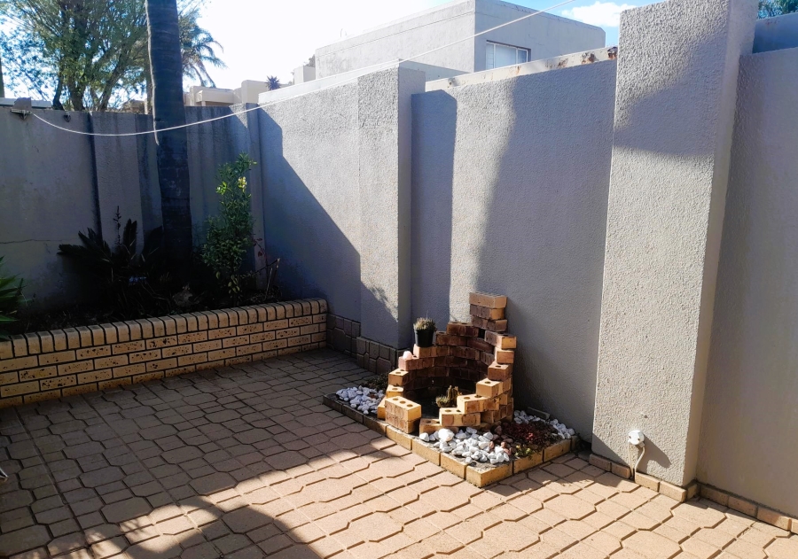 2 Bedroom Property for Sale in President Park Gauteng