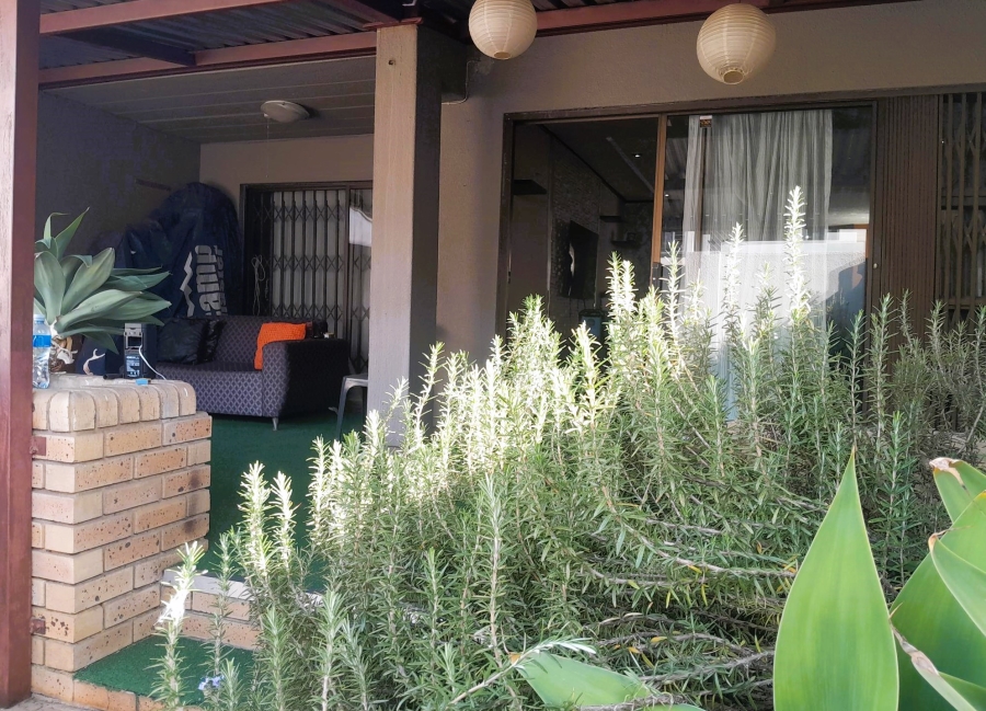 2 Bedroom Property for Sale in President Park Gauteng