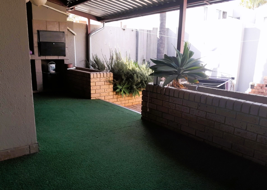 2 Bedroom Property for Sale in President Park Gauteng