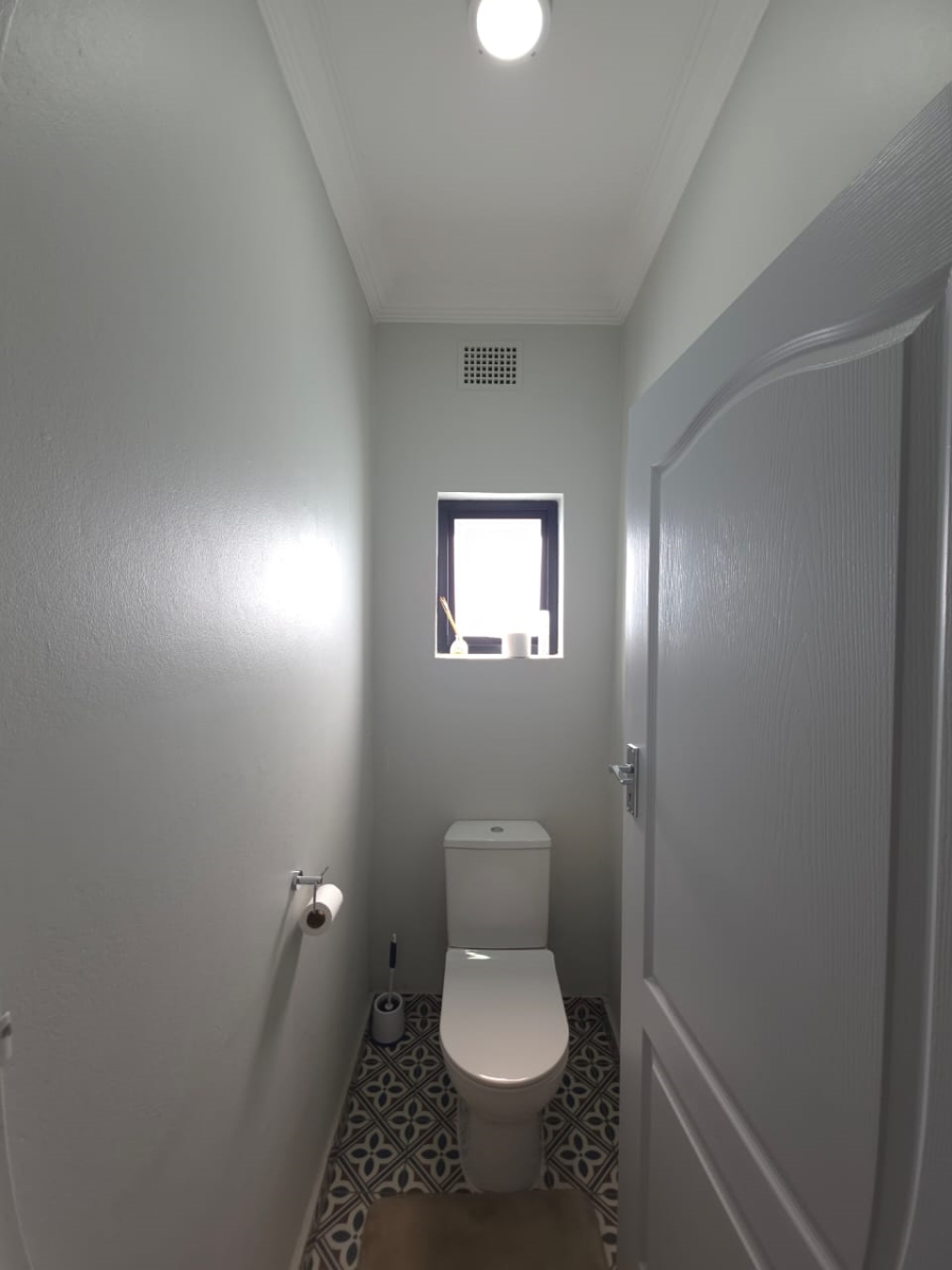 3 Bedroom Property for Sale in Waverley Gauteng