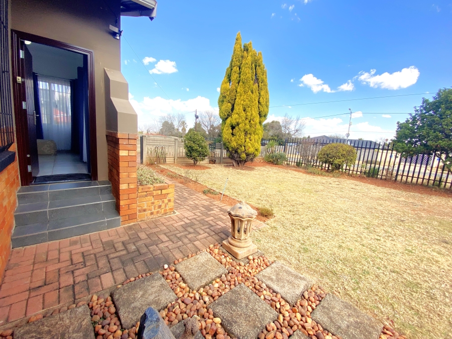 4 Bedroom Property for Sale in Horison Gauteng