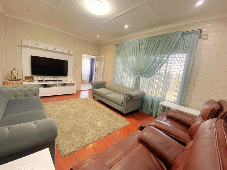 4 Bedroom Property for Sale in Horison Gauteng