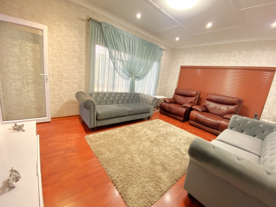4 Bedroom Property for Sale in Horison Gauteng