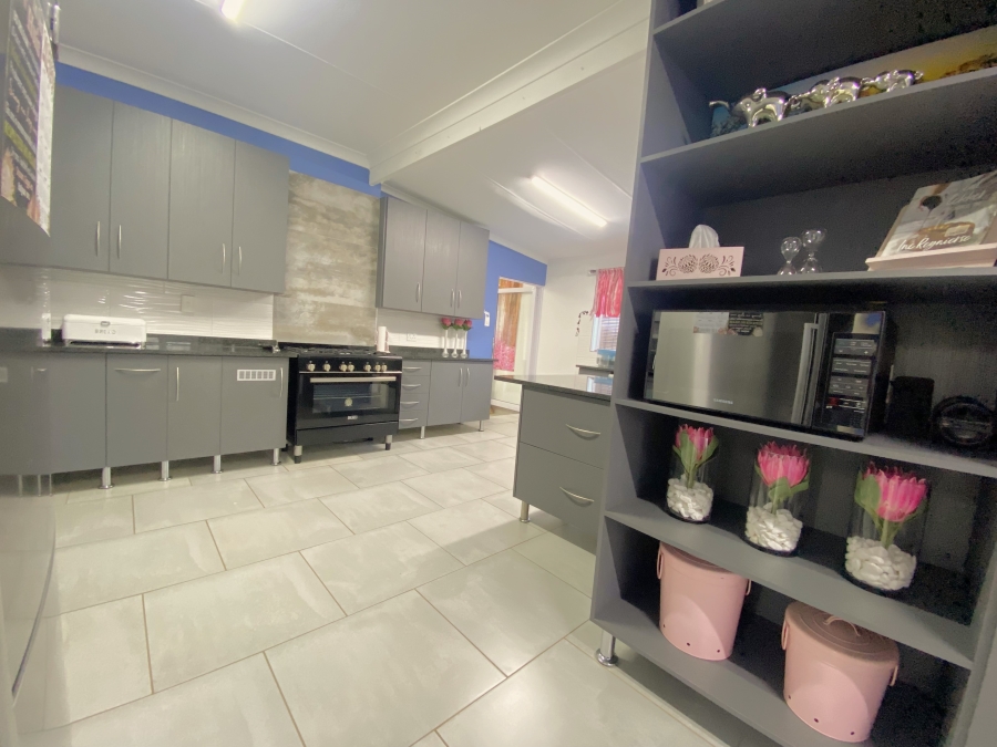 4 Bedroom Property for Sale in Horison Gauteng