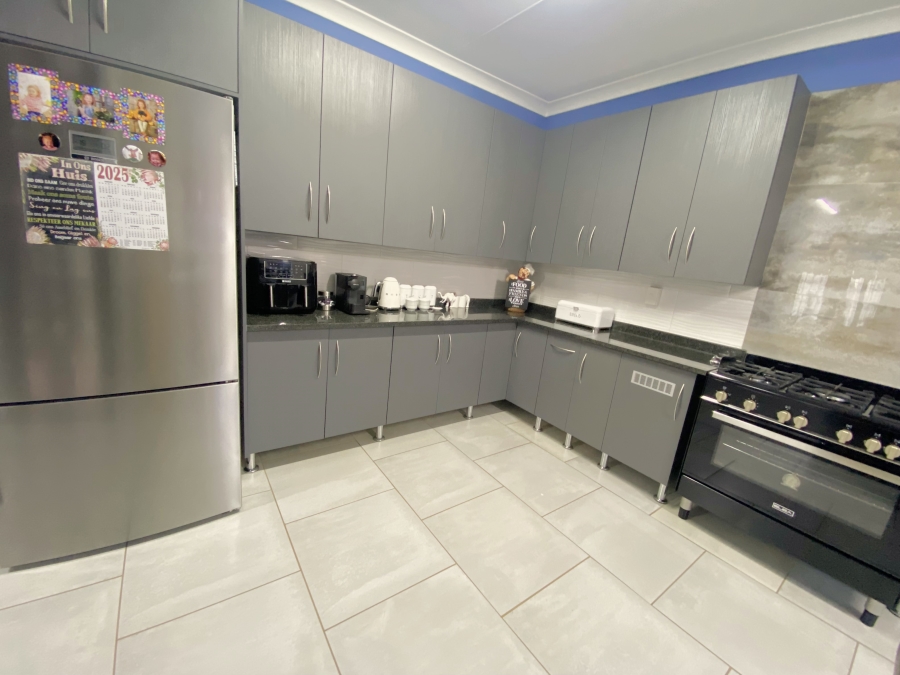 4 Bedroom Property for Sale in Horison Gauteng