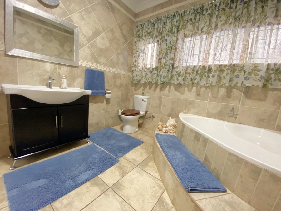 4 Bedroom Property for Sale in Horison Gauteng