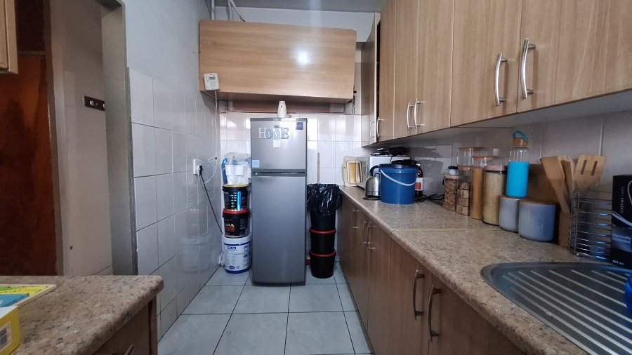 2 Bedroom Property for Sale in Sunnyside Gauteng
