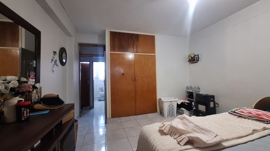 2 Bedroom Property for Sale in Sunnyside Gauteng