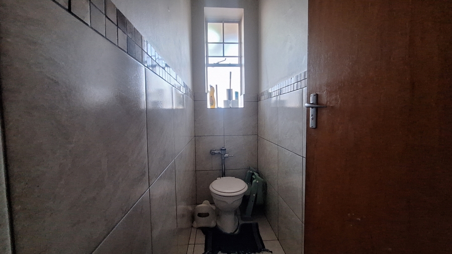 2 Bedroom Property for Sale in Sunnyside Gauteng