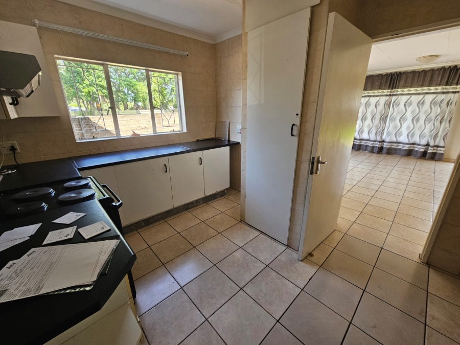 2 Bedroom Property for Sale in Brackendowns Gauteng