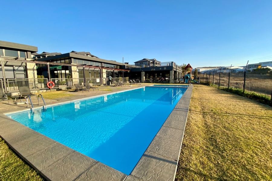 To Let 3 Bedroom Property for Rent in Greenstone Hill Gauteng